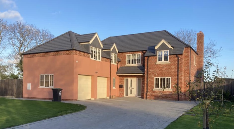 115 Bedroom detached house in Wicken